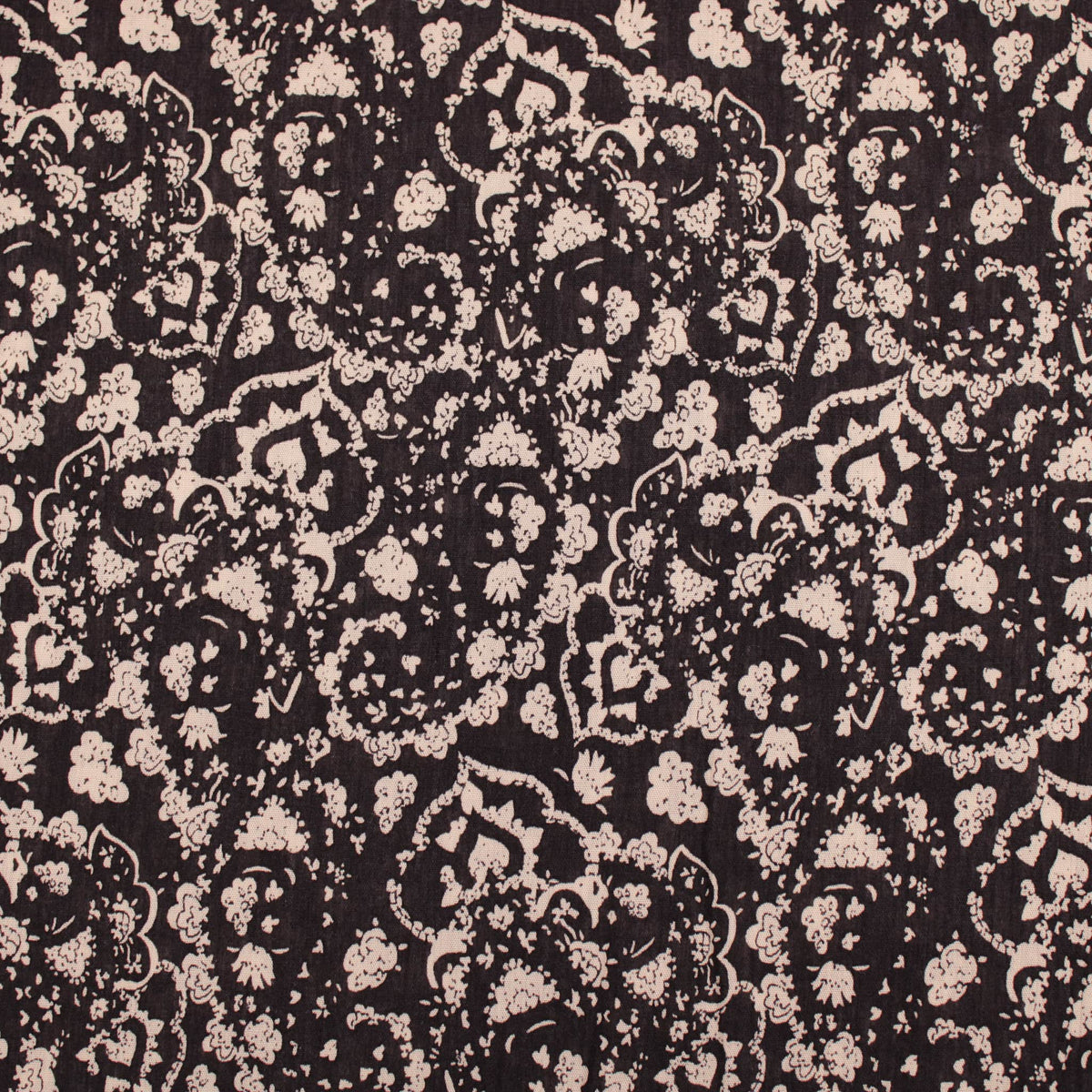Aurora Crinkle Textured Henna Paisley Viscose - Black/Cream