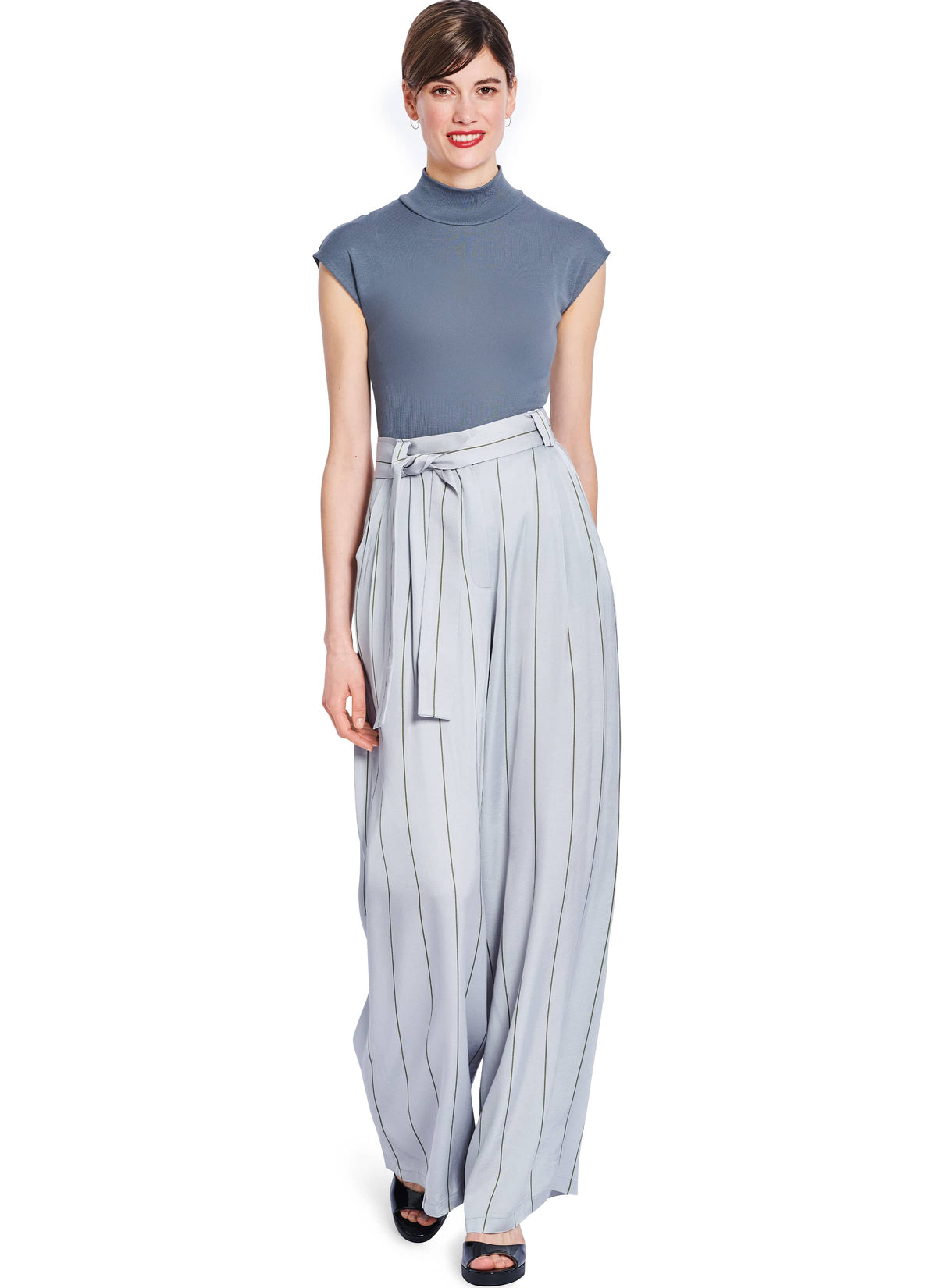 Burda Style Misses' Trousers Sewing Pattern B5718