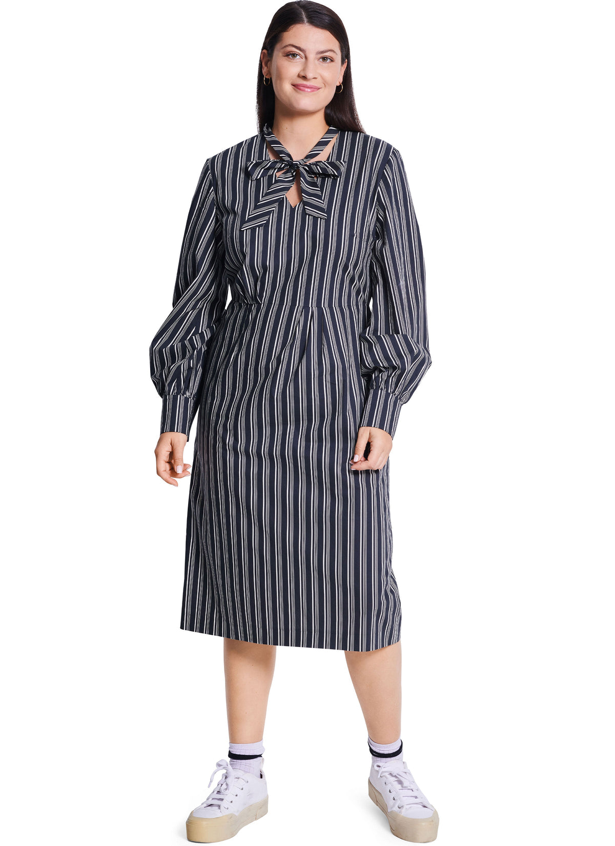Burda Style Misses' Dress Sewing Pattern for Fashionistas B5798