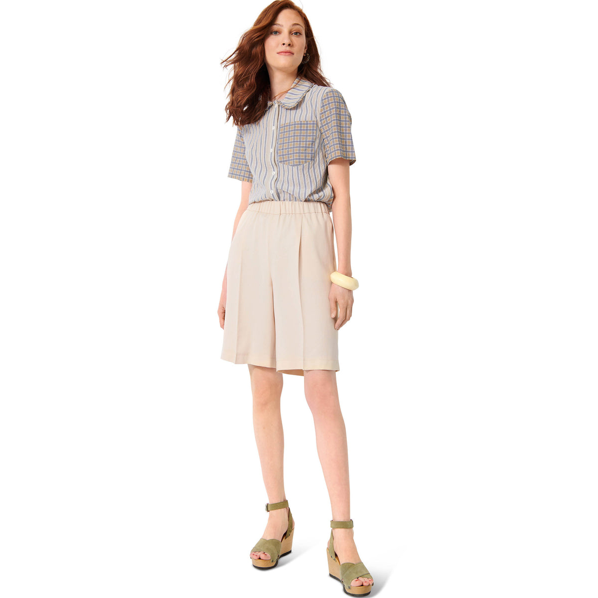 Burda Style Trousers Sewing Pattern for Fashion Enthusiasts B6008