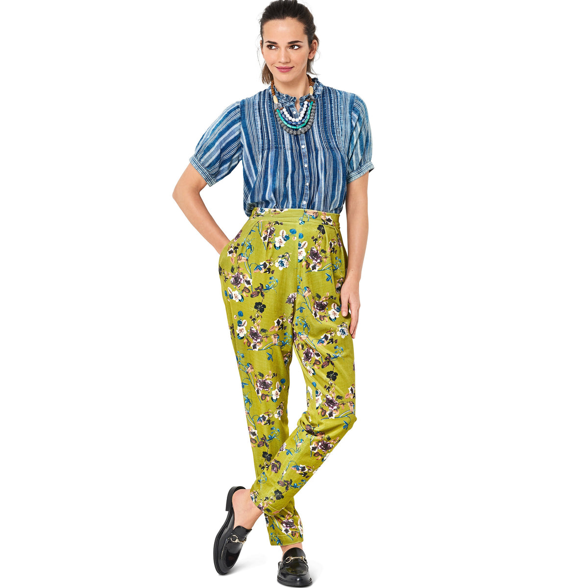 Burda Style Misses' Trousers and Pants Sewing Pattern B6110