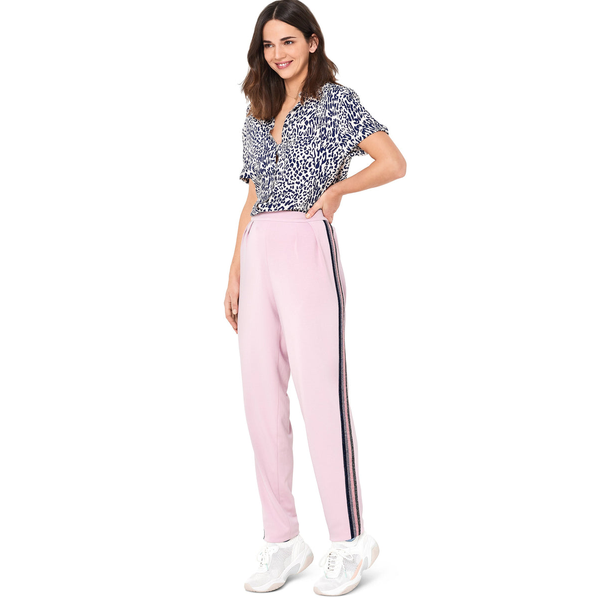 Burda Style Misses' Trousers and Pants Sewing Pattern B6110