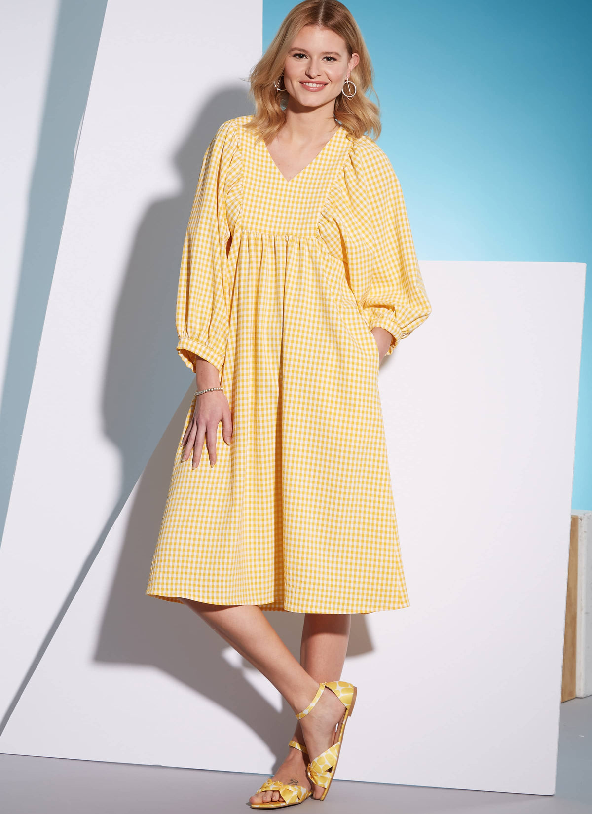 McCall’s Misses Dresses Sewing Pattern M8312