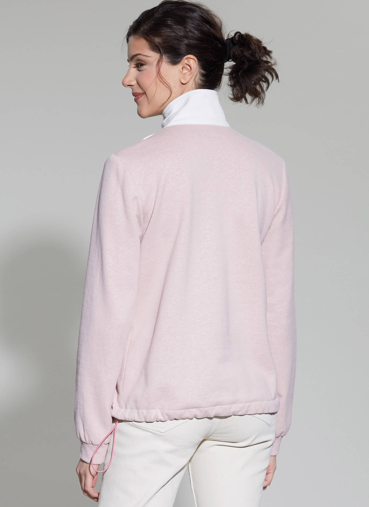 McCall’s Misses Pull-Over Top Sewing Pattern M8343