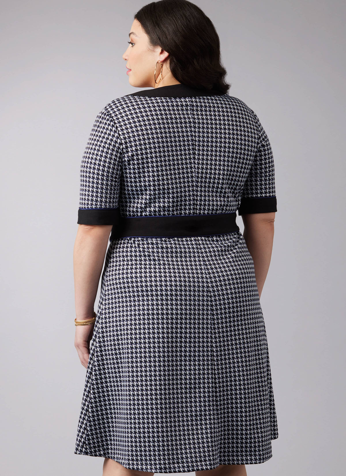 McCall’s Women's Knit Dresses Sewing Pattern M8435