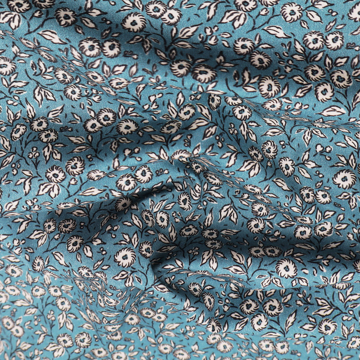 Percale 100% Cotton Quilting Dressmaking Craft Fabric - Hyde Park