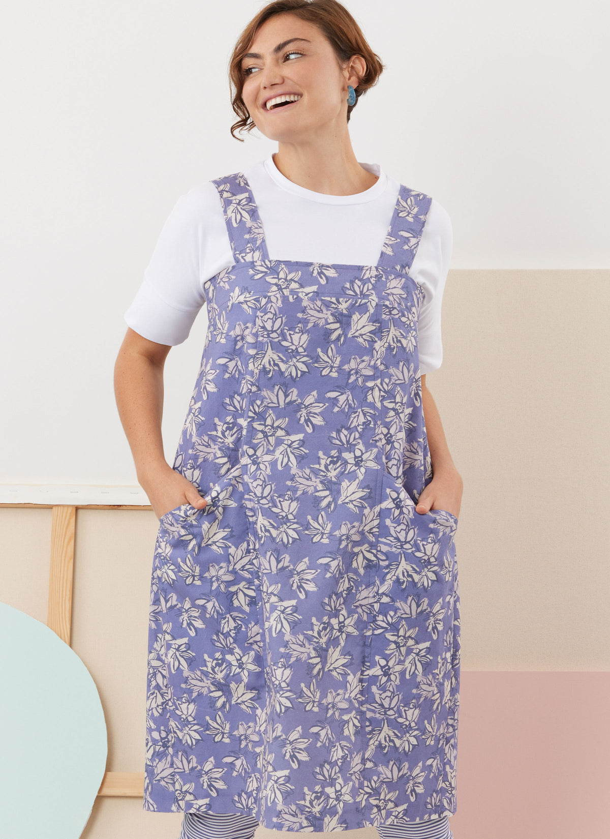 Simplicity Misses Tops, Pants & Apron Dresses Sewing Pattern S3088A