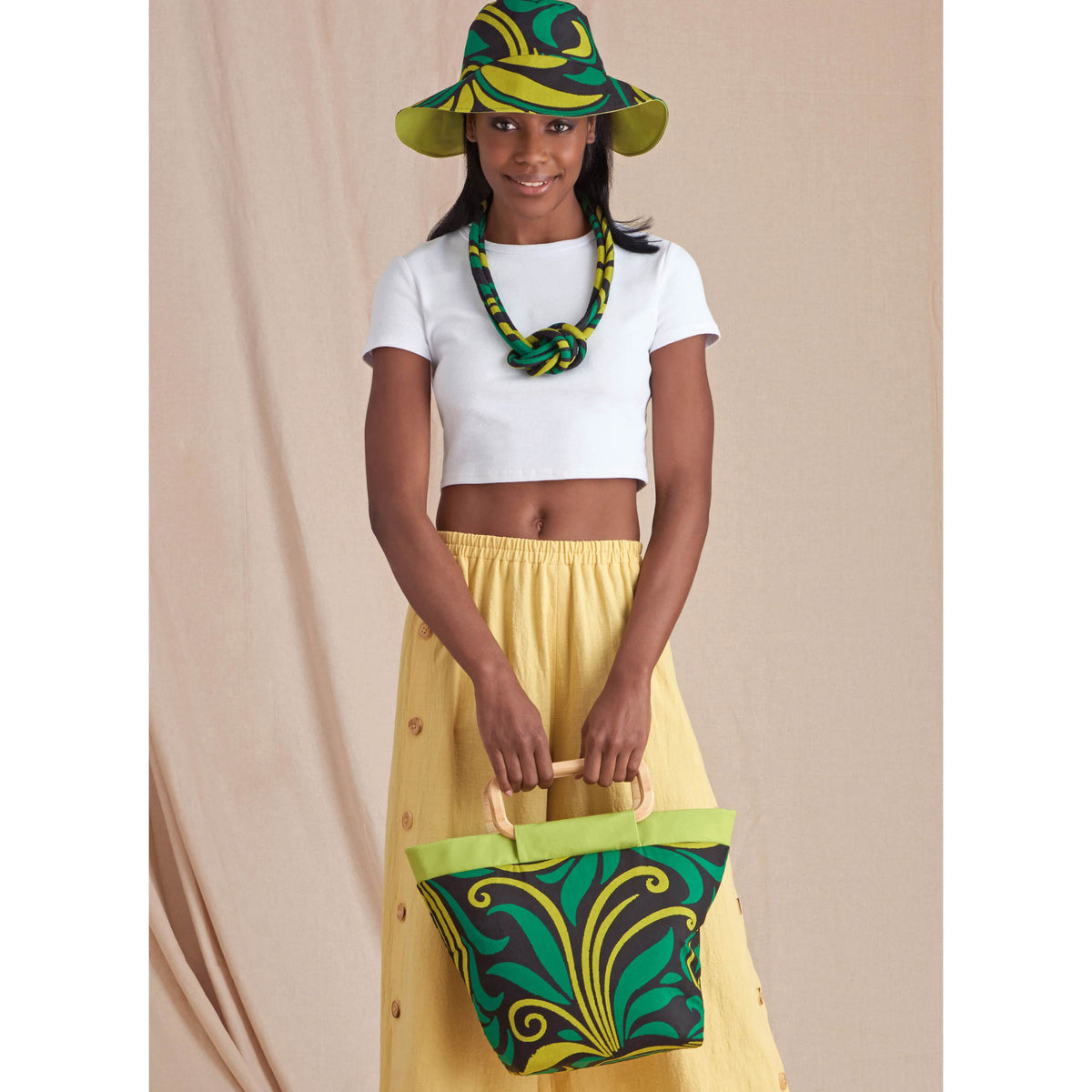 Simplicity Bags, Hat and Necklace Sewing Pattern S9580 A (All Sizes in One Envelope)