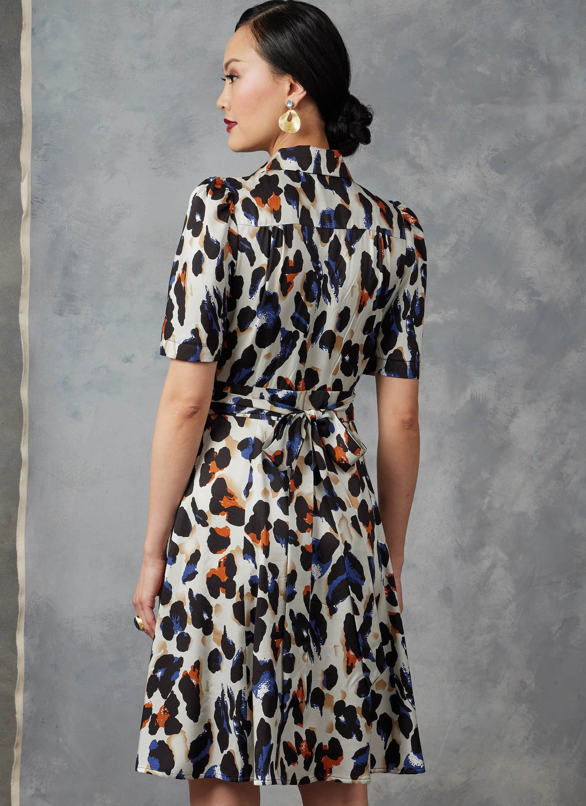Vogue Misses Dress Misses Sewing Pattern V1908A (S-M-L-XL-XXL)