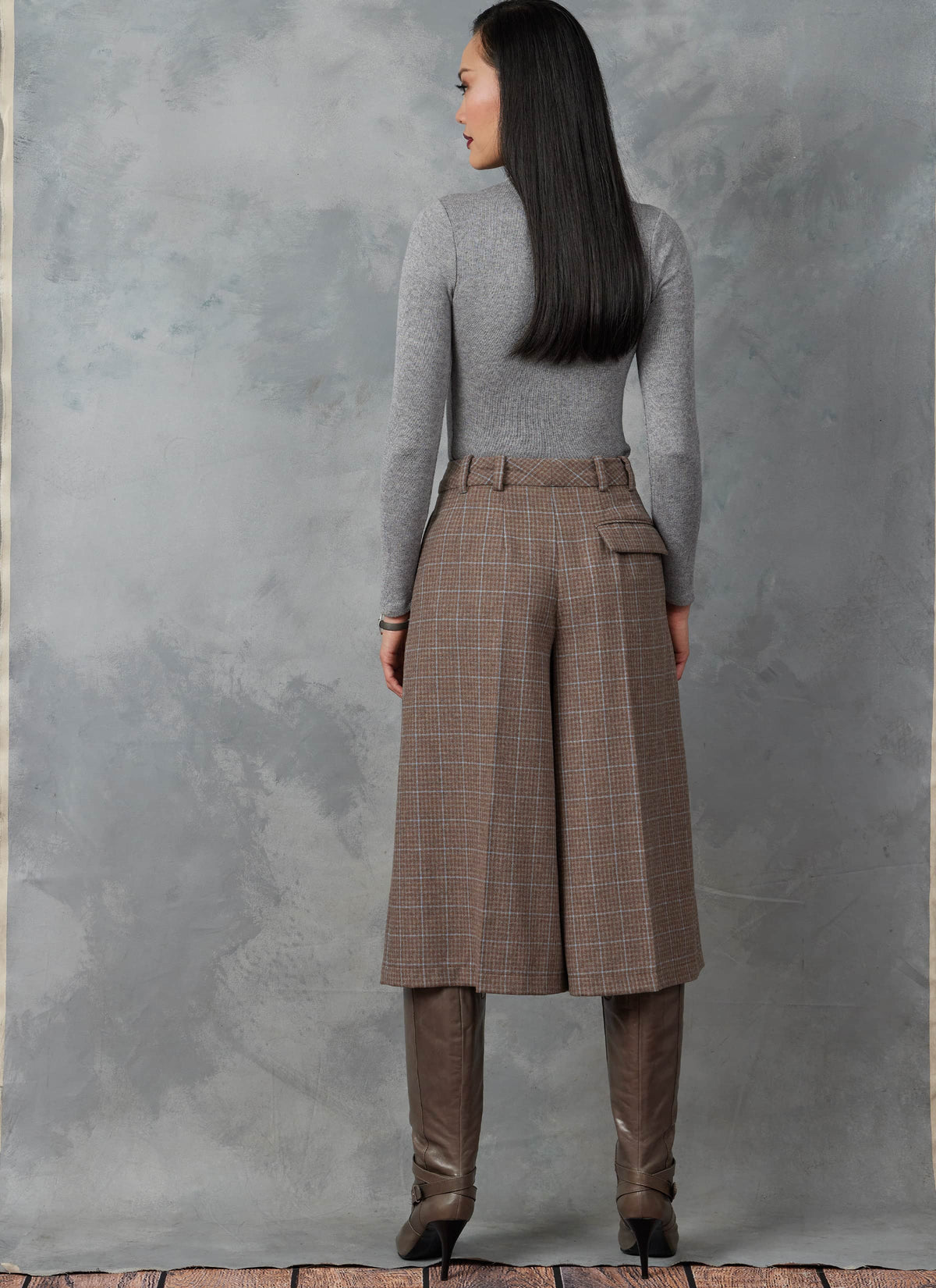 Vogue Pants Misses Sewing Pattern V1910