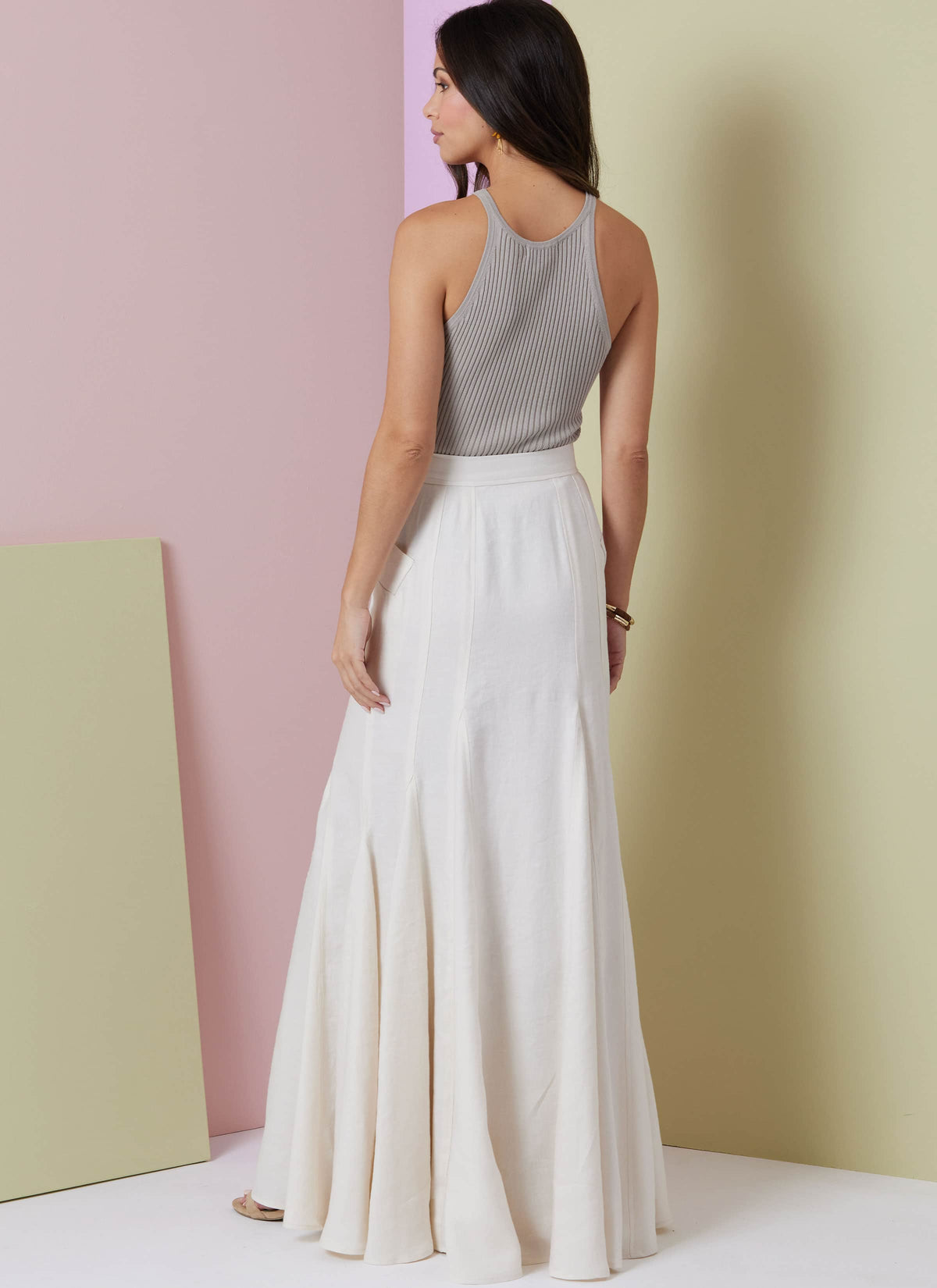 Vogue Misses Skirt In Two Lengths Sewing Pattern V2013