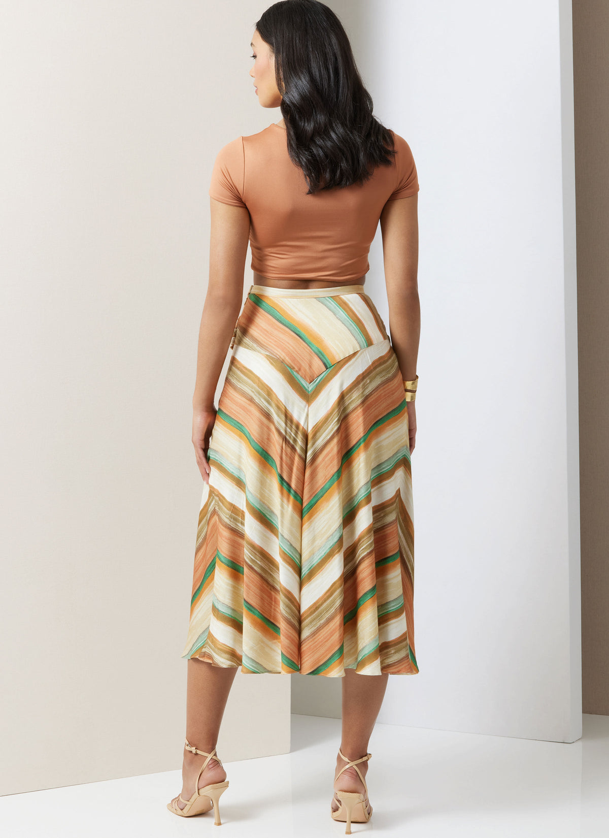 Vogue Misses Skirt in Two Lengths Sewing Pattern V2033