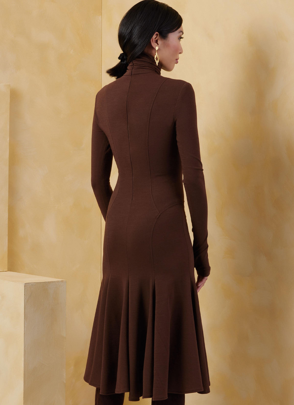 Vogue Misses' Knit Dresses Sewing Pattern Collection V2064