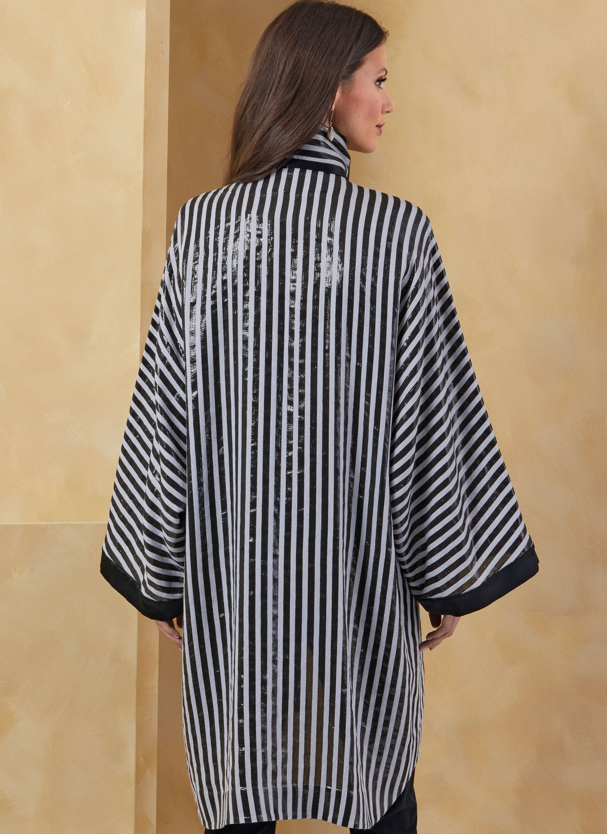 Vogue Misses' Jacket by Julio Cesar NYC Sewing Pattern V2071