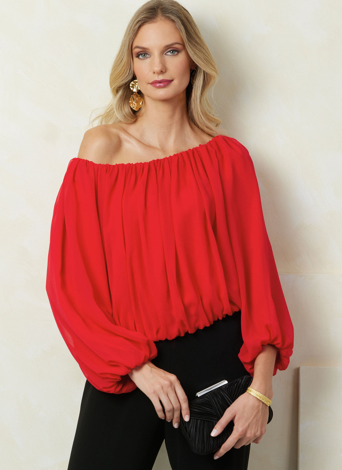 Vogue Misses' Top with Length Variations Sewing Pattern V2091