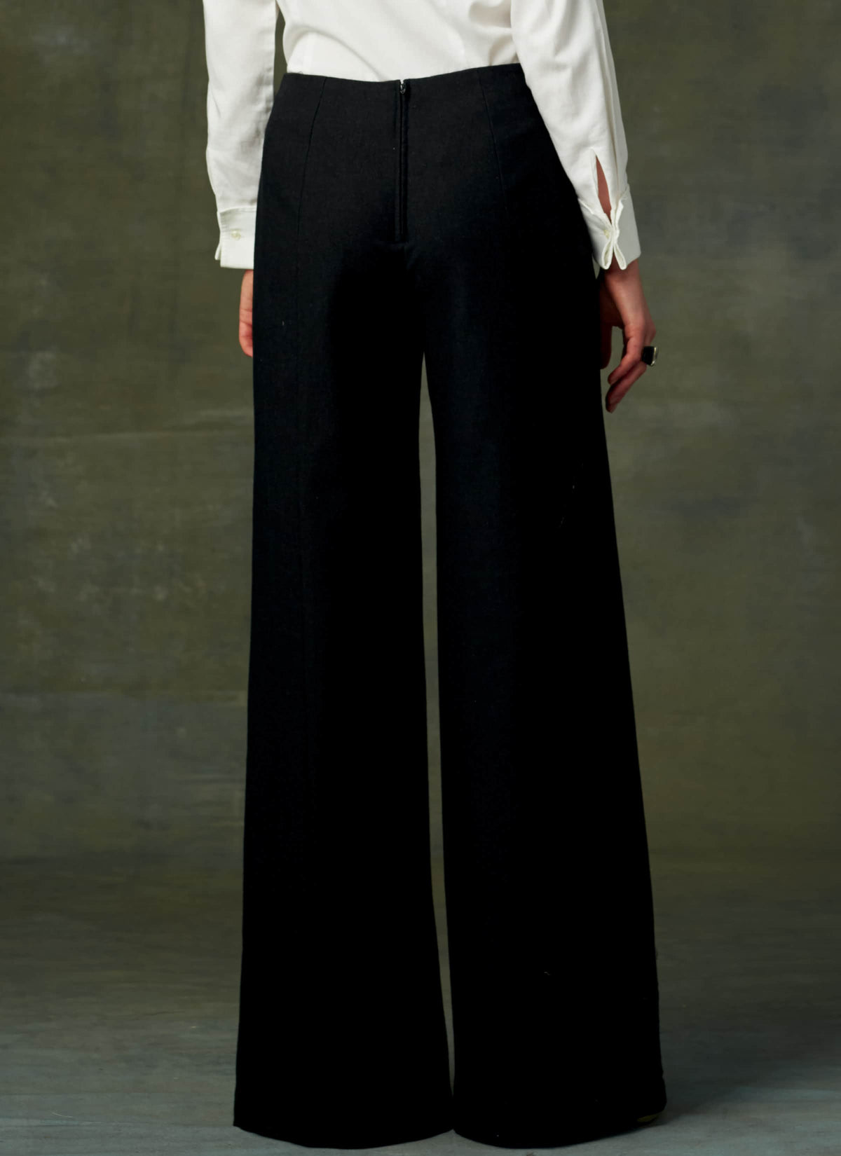 Vogue Misses Skirt/Pants Pants Sewing Pattern V9282OS