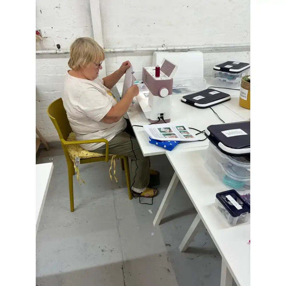 Beginner - Introduction to Machine Sewing - Level 1- Part 2 - Make an Apron Level 1 - Part 2