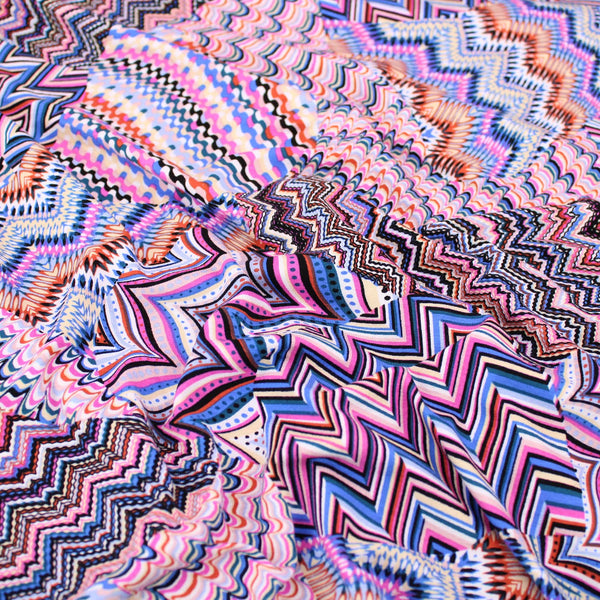 Retro 70s Viscose Jersey Zig Zag Pattern Dressmaking Fabric Knit Soft Women Rayon Lawn Spandex Floral Waves Swirl Paisley Stretch Fuchsia