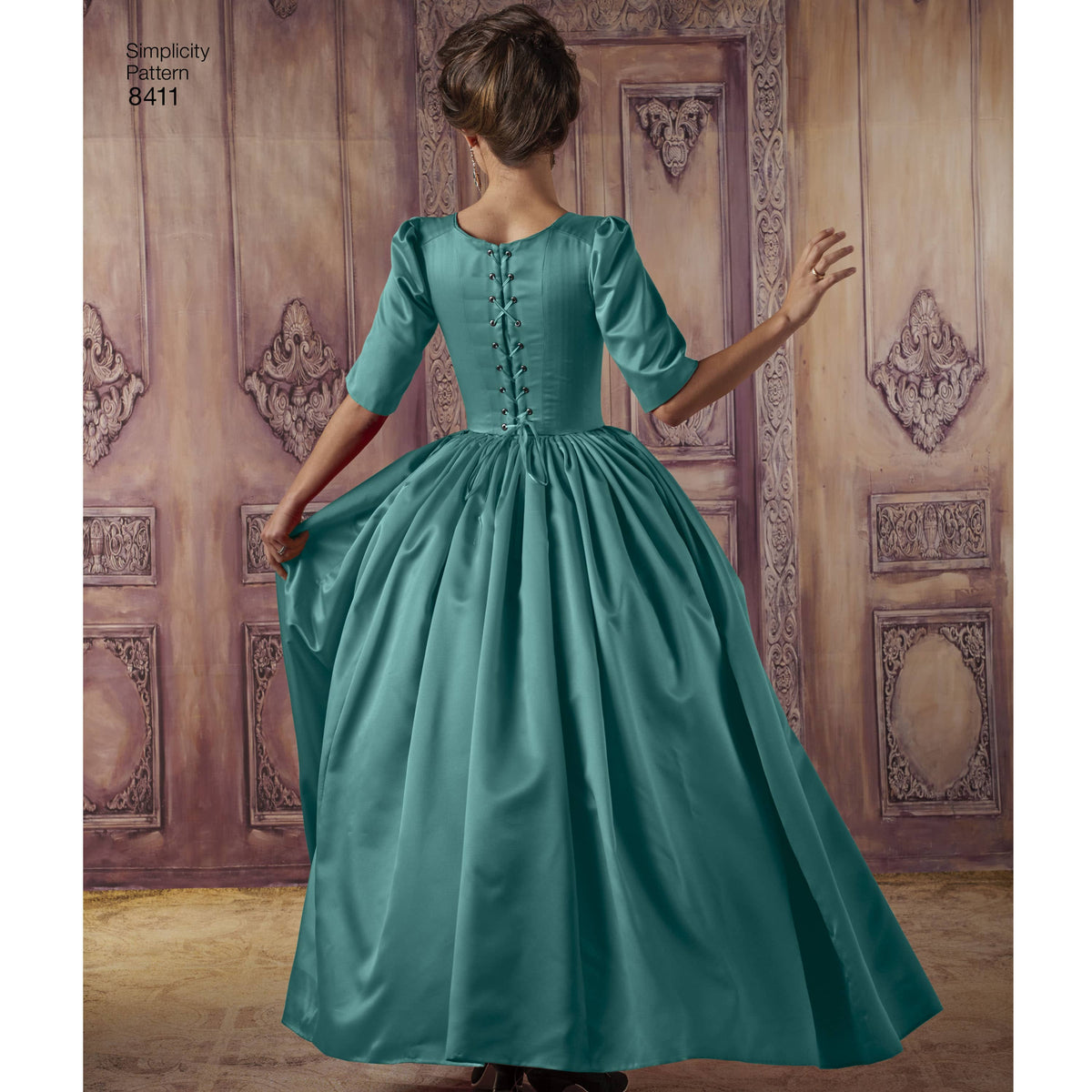 Simplicity Pattern 8411 Women’s 18th Century Costume