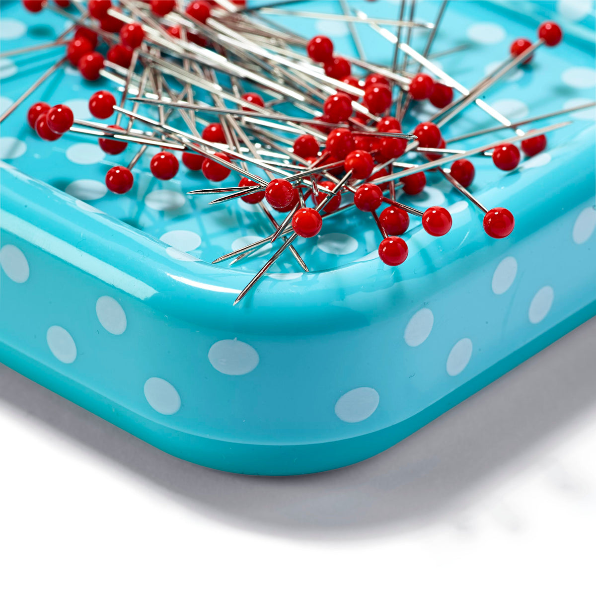 Prym Love Magnetic Cushion with Glasshead Pins in Mint Shade - 610287