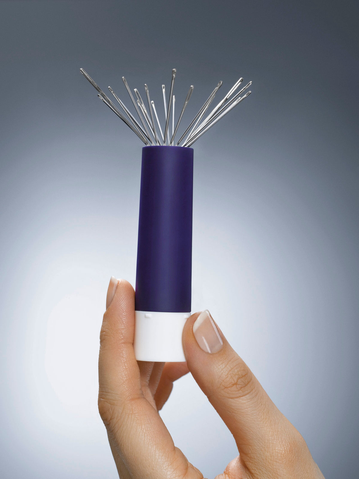 Prym Needle Twister: Stylish Dark Purple Sewing Essential - 610291
