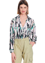 Burda Style Misses' Blouse Sewing Pattern for Fashionistas B5745