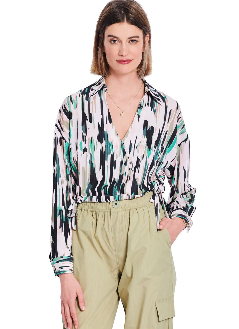 Burda Style Misses' Blouse Sewing Pattern for Fashionistas B5745