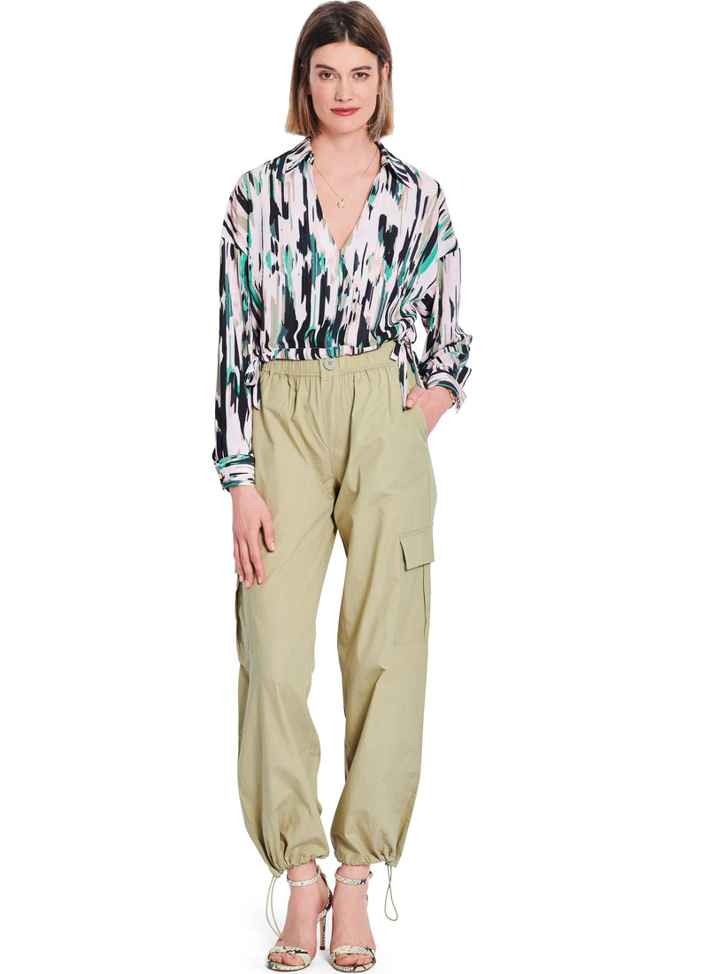 Burda Style Misses' Blouse Sewing Pattern for Fashionistas B5745