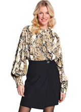 Burda Style Misses' Blouses Sewing Pattern for Fashionistas B5775