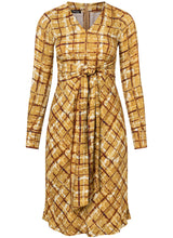 Burda Style Misses' Dress Sewing Pattern for Fashionistas B5777