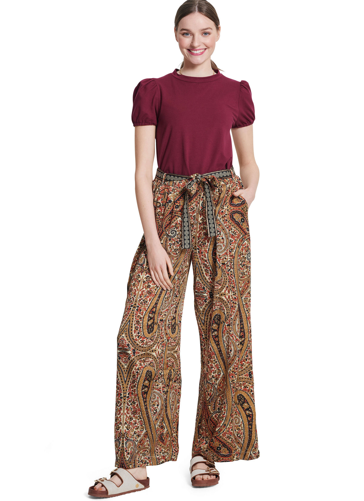 Burda Style Misses' Shirt Sewing Pattern for Fashionistas B5809