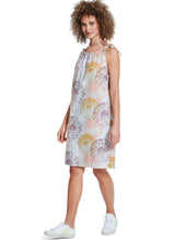 Burda Style Misses' Dress Sewing Pattern for Fashionistas B5810