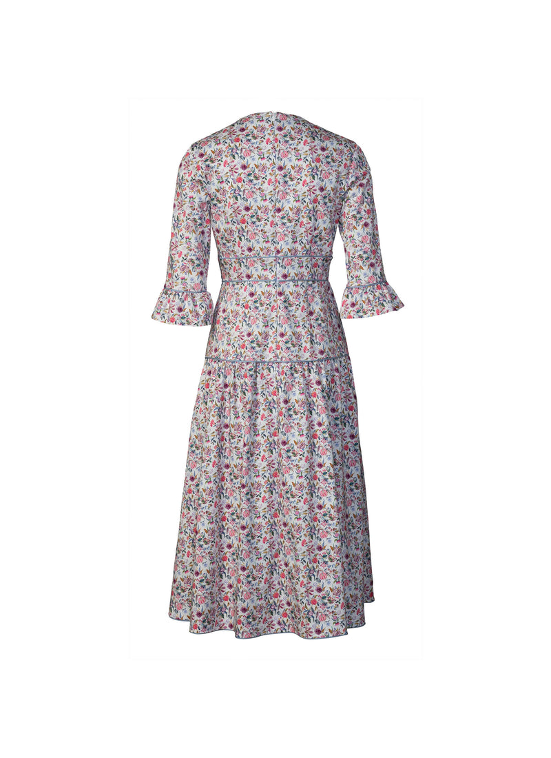Burda Style Misses' Dress Sewing Pattern for Fashionistas B5820