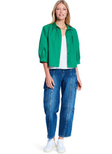Burda Style Misses' Blouse Sewing Pattern for Fashionistas B5847