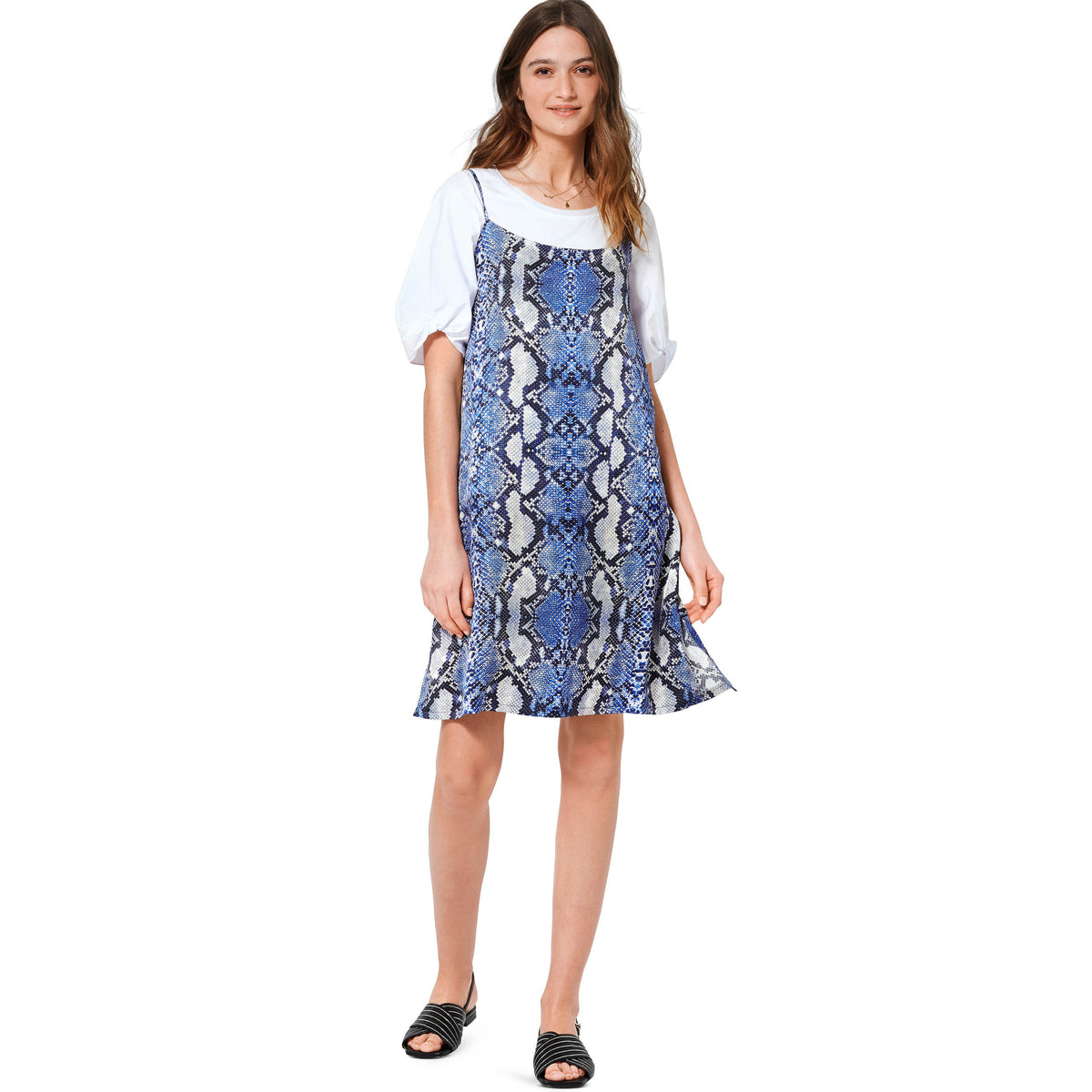 Burda Style Dress Sewing Pattern for Fashion Enthusiasts B5996