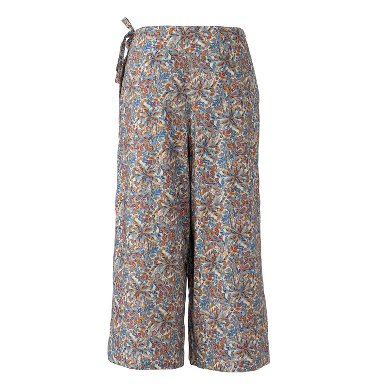 Burda Style Trousers Sewing Pattern for Fashion Enthusiasts B6035