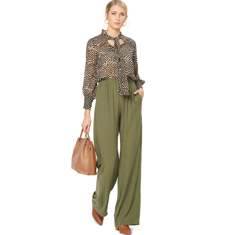 Burda Style Misses' Trousers and Pants Sewing Pattern B6148