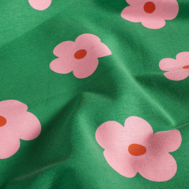 Pink Daisies on Green
