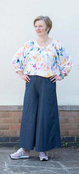 Claire Ladies Tops Sewing Pattern Sizes 6–22 - By Bobbins & Buttons