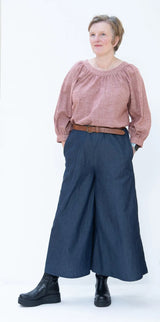 Claire Ladies Tops Sewing Pattern Sizes 6–22 - By Bobbins & Buttons