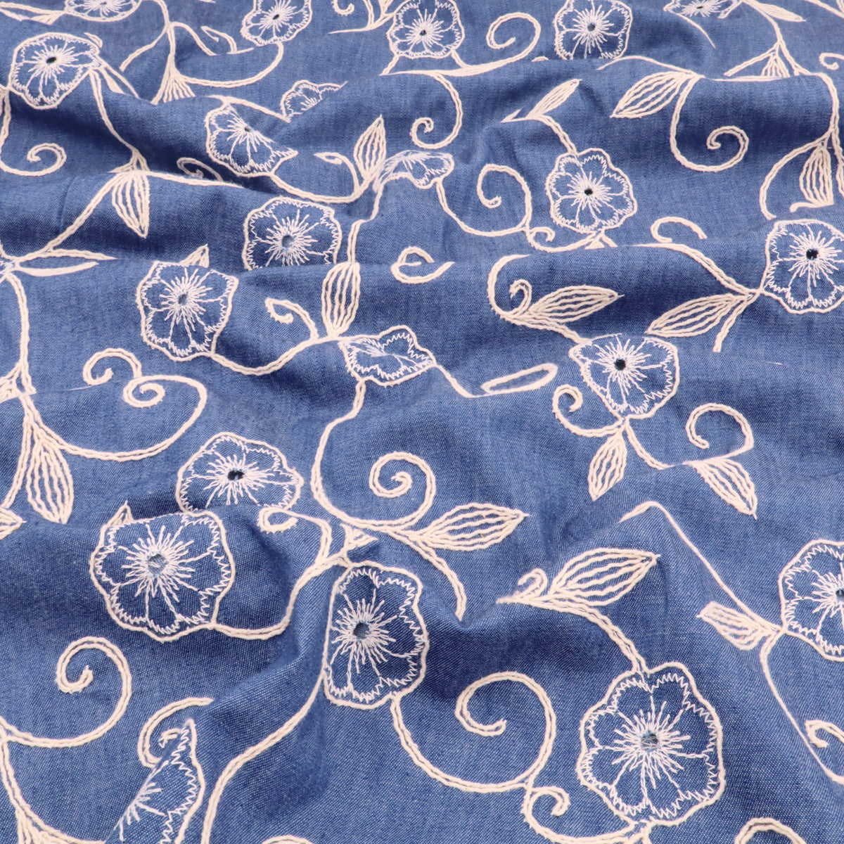 Cotton Denim Embroidery Chambray Jeans 4.8oz Dressmaking Fabric - Round Flowers