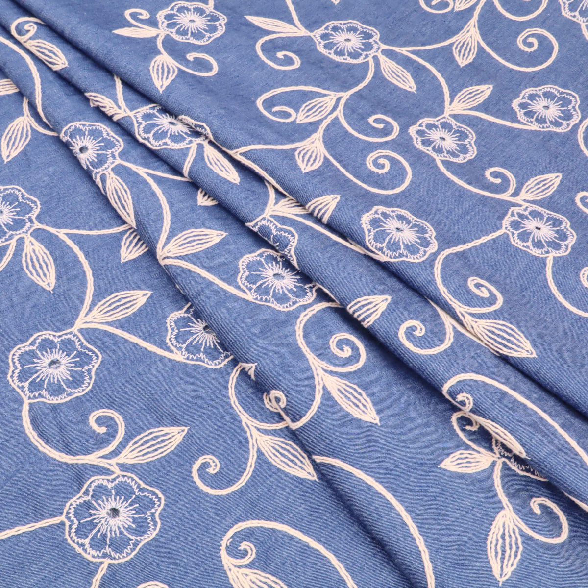 Cotton Denim Embroidery Chambray Jeans 4.8oz Dressmaking Fabric - Round Flowers