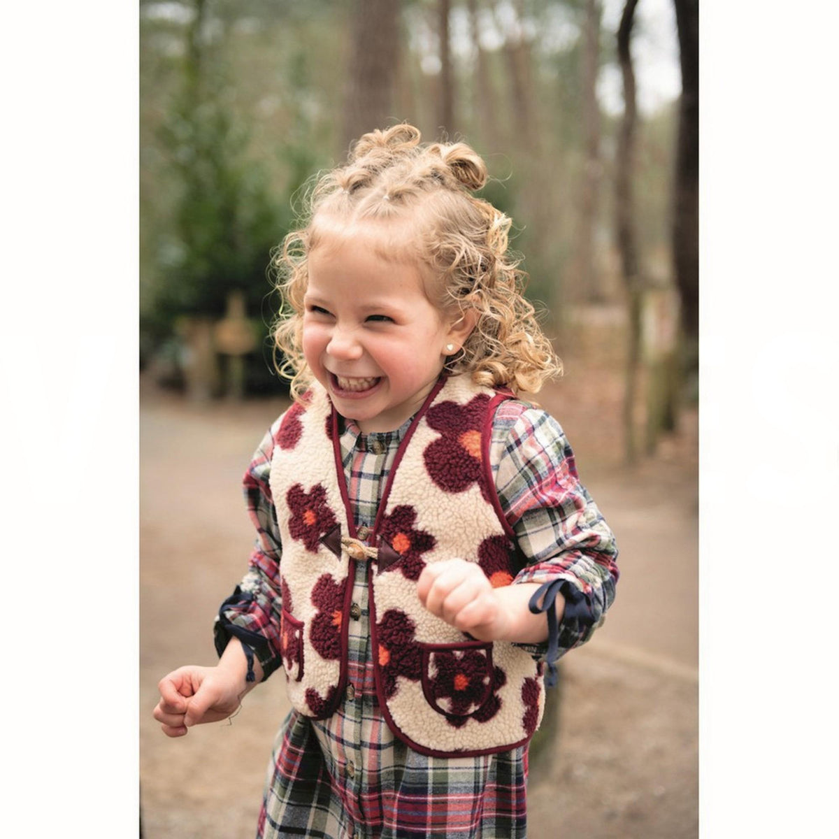 Floral Daisy Teddy Fleece Cosy Sherpa Jacket Borg Coating Fabric - Cream & Burgundy