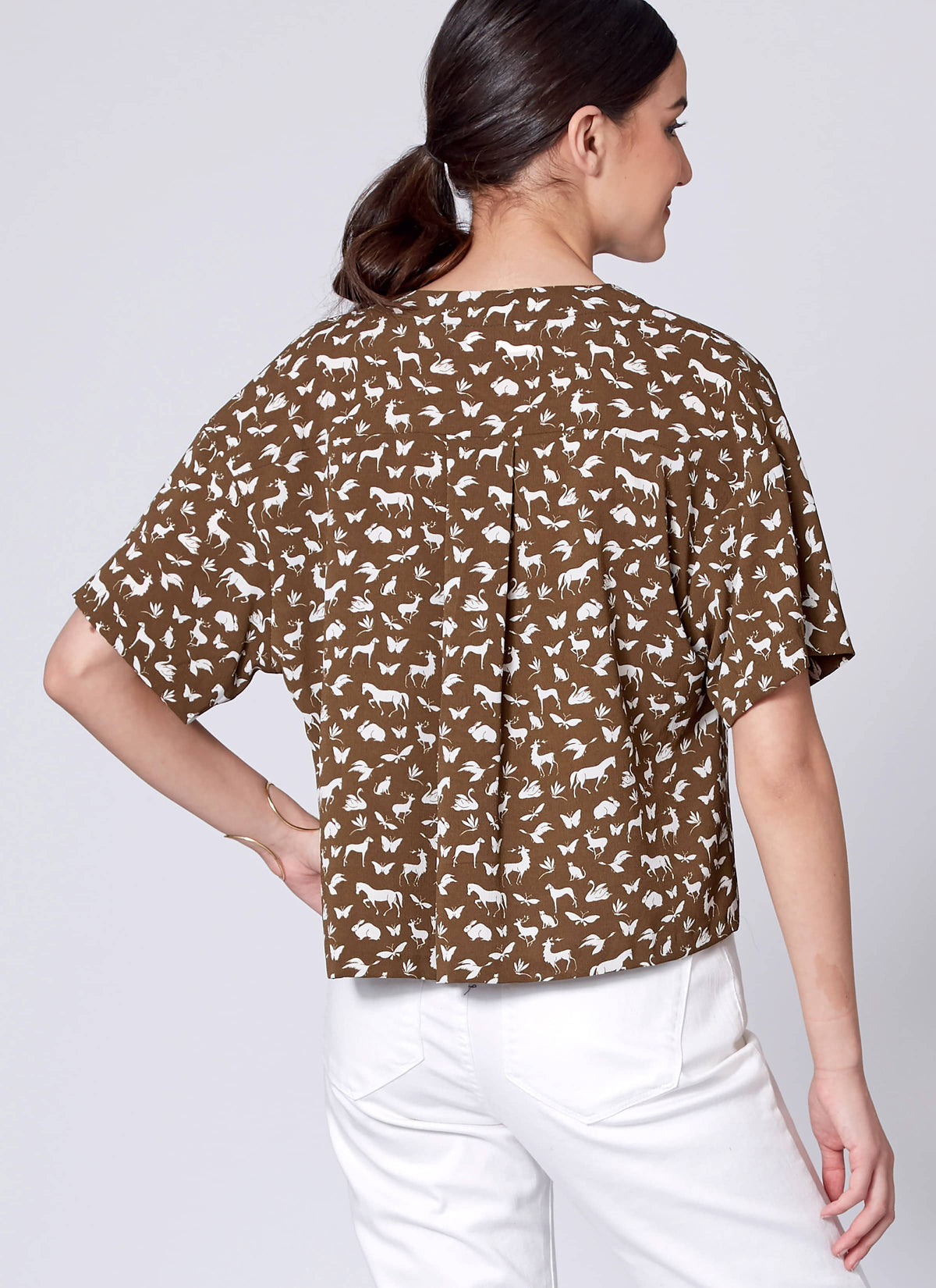 McCall’s Misses Tops Sewing Pattern M7976