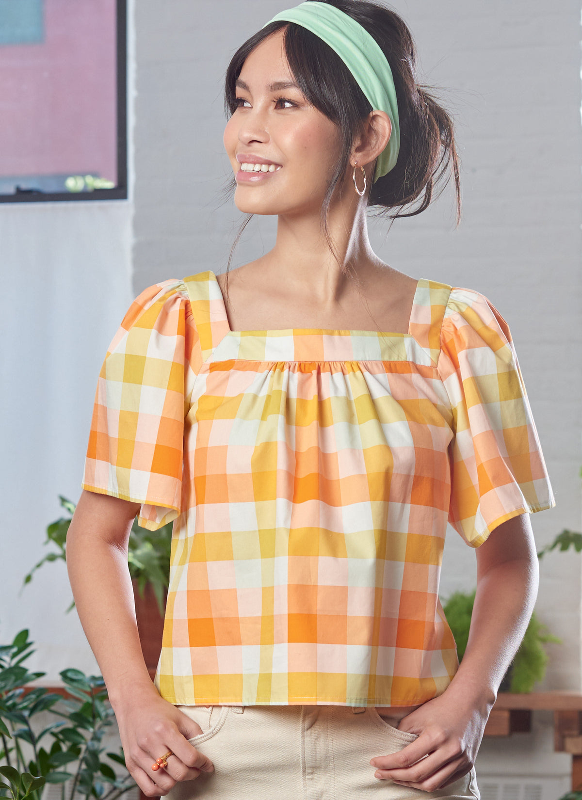 McCall’s Misses Tops Sewing Pattern M8202