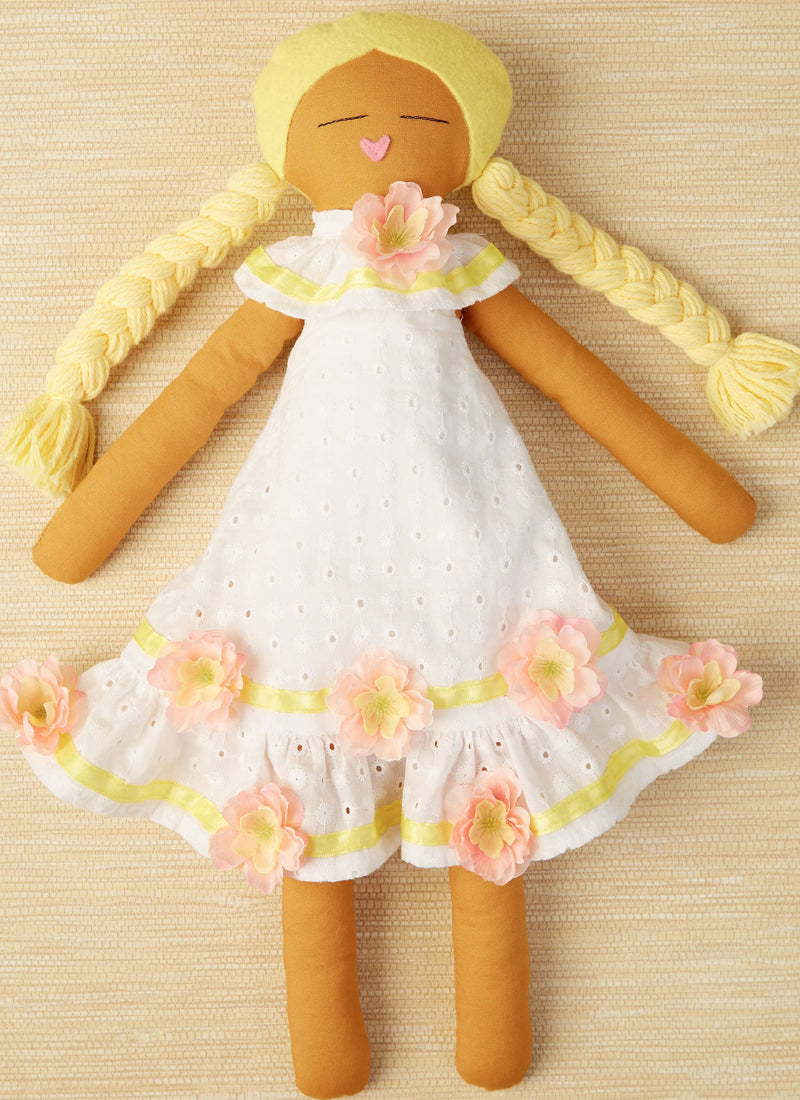 McCall’s 18" Cloth Dolls Sewing Pattern M8235