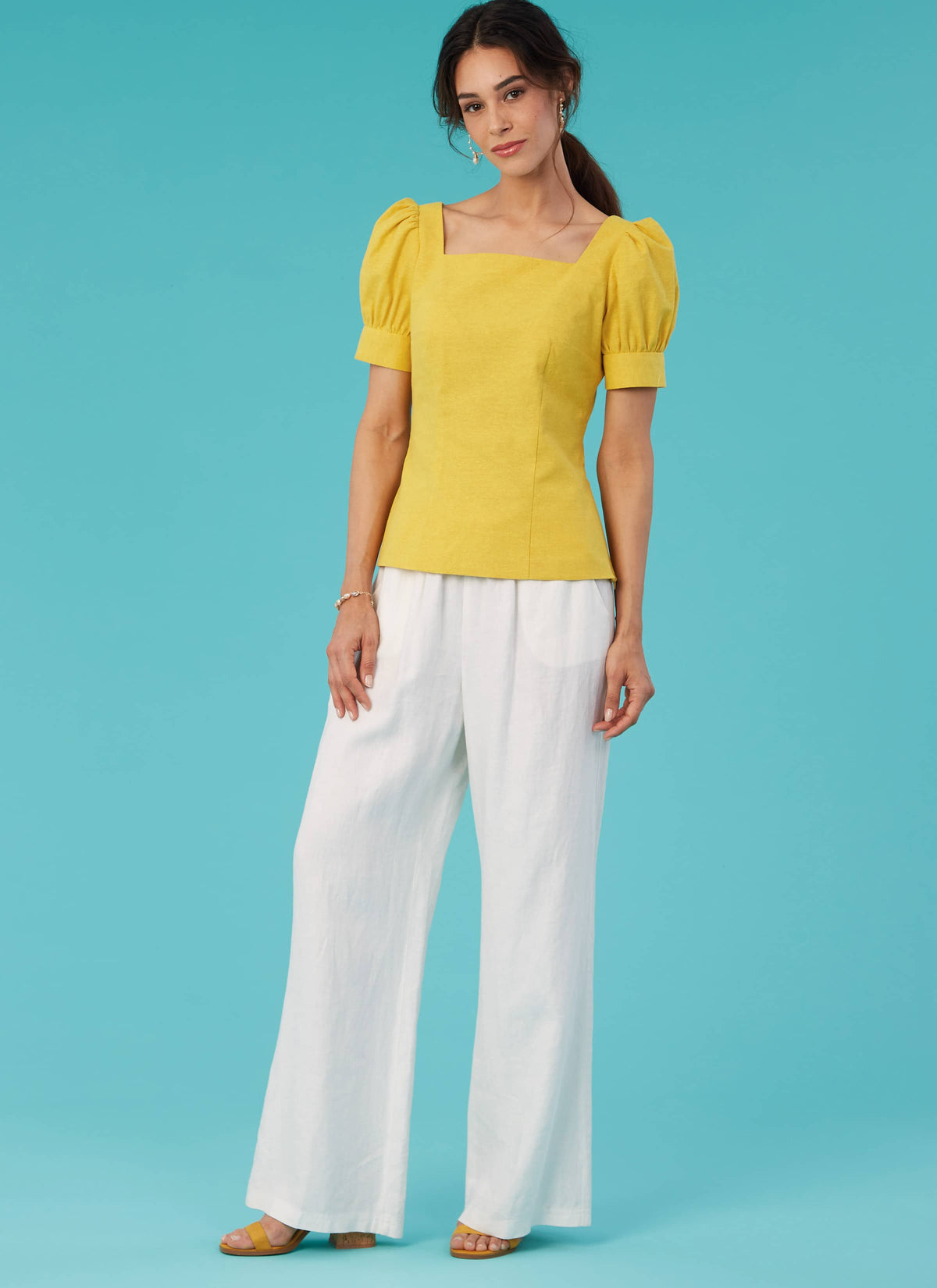 McCall’s Misses Tops Sewing Pattern M8287