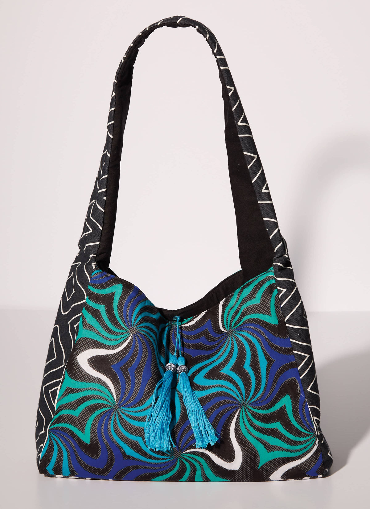 McCall’s Bags And Totes Sewing Pattern M8307