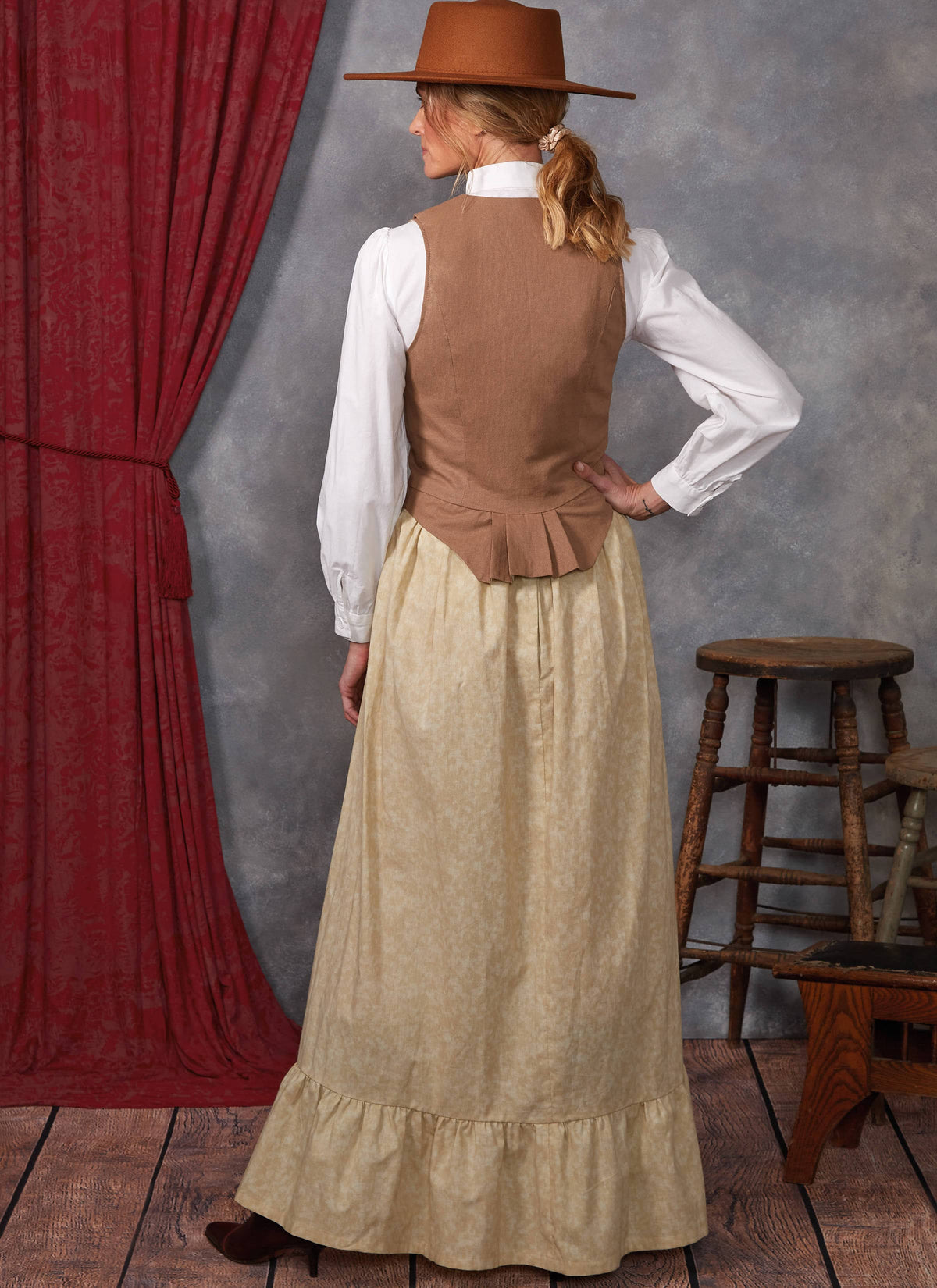 McCall’s Misses Costumes Sewing Pattern M8398
