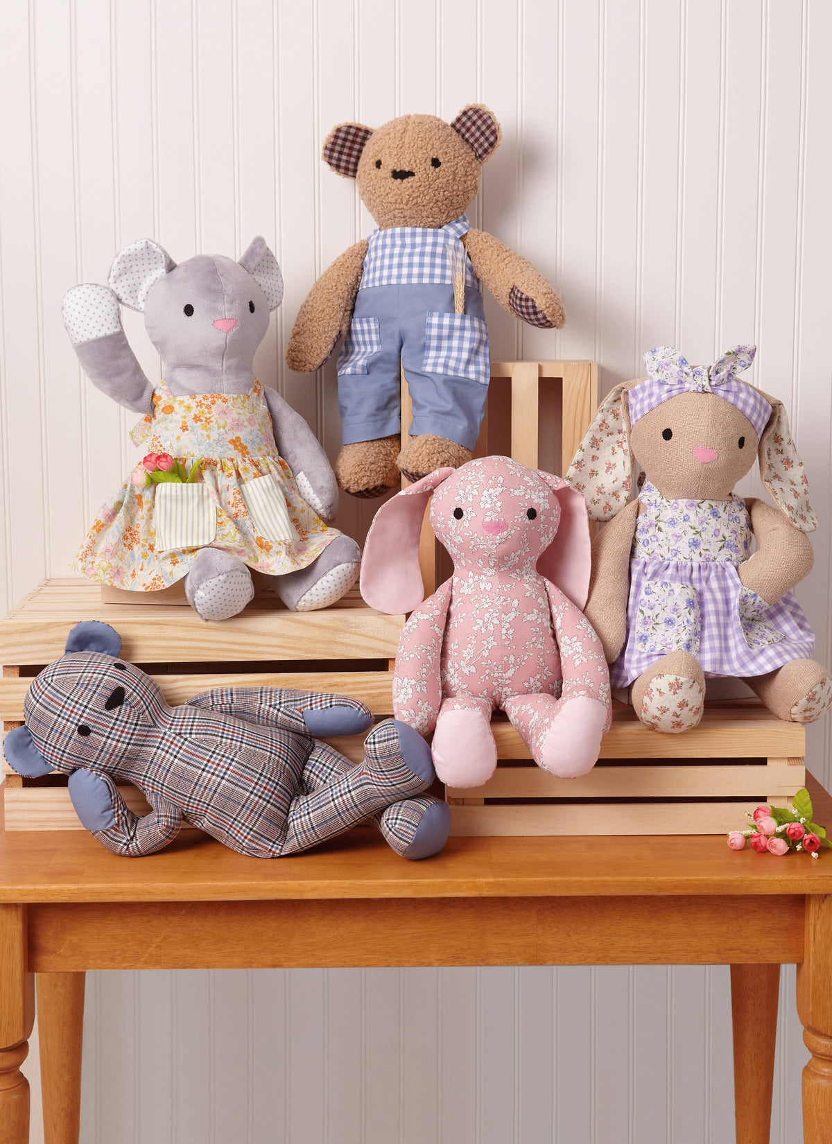 McCall’s Plush Bear, Bunny And Mouse With Clothes And Headband Sewing Pattern M8422